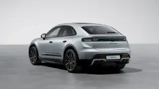 2026 Porsche Macan Electric - Image 21 of 30