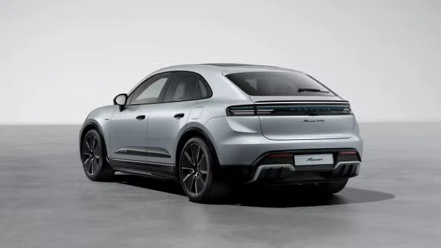 2026 Porsche Macan Electric - Image 18 of 30