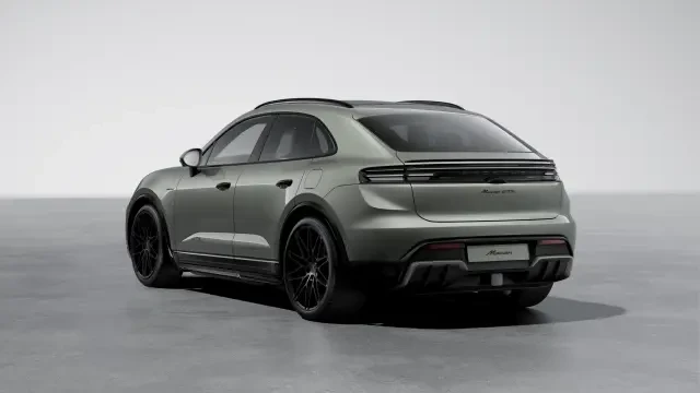 2026 Porsche Macan Electric - Image 22 of 30