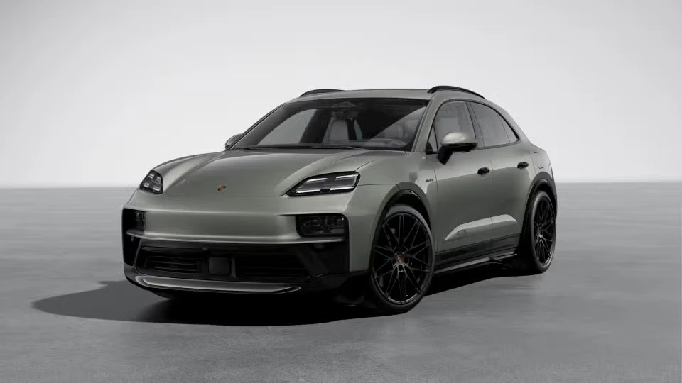 2026 Porsche Macan Electric - Image 3 of 30