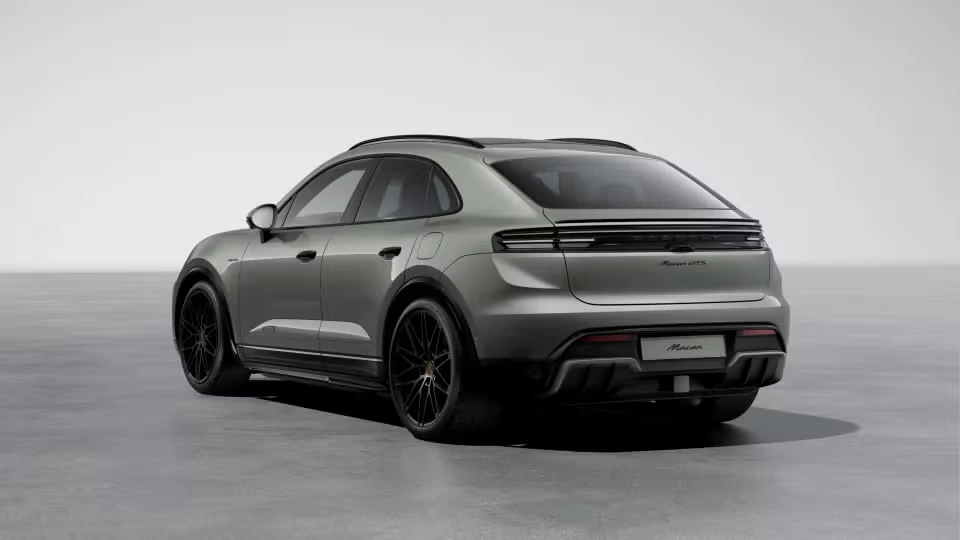 2026 Porsche Macan Electric - Image 19 of 30