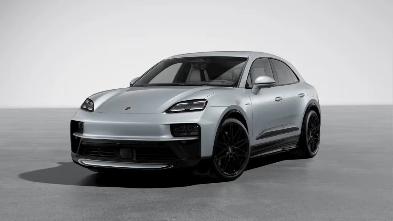 2026 Porsche Macan Electric - Image 4 of 30
