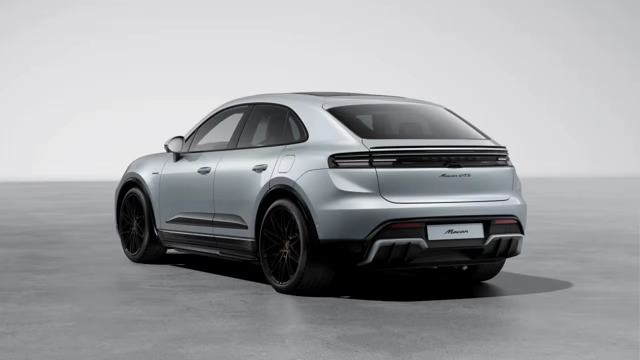 2026 Porsche Macan Electric - Image 20 of 30
