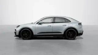 2026 Porsche Macan Electric - Image 13 of 30