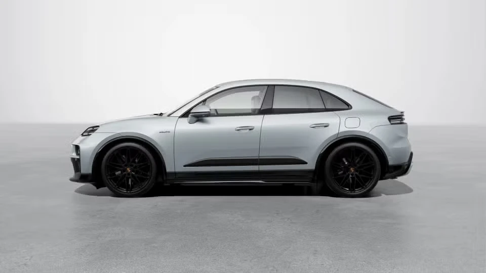 2026 Porsche Macan Electric - Image 11 of 30