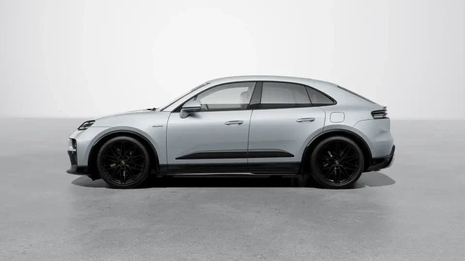 2026 Porsche Macan Electric - Image 15 of 30