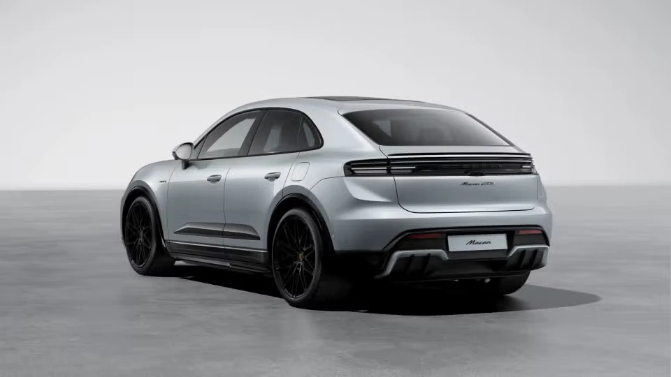 2026 Porsche Macan Electric - Image 19 of 30