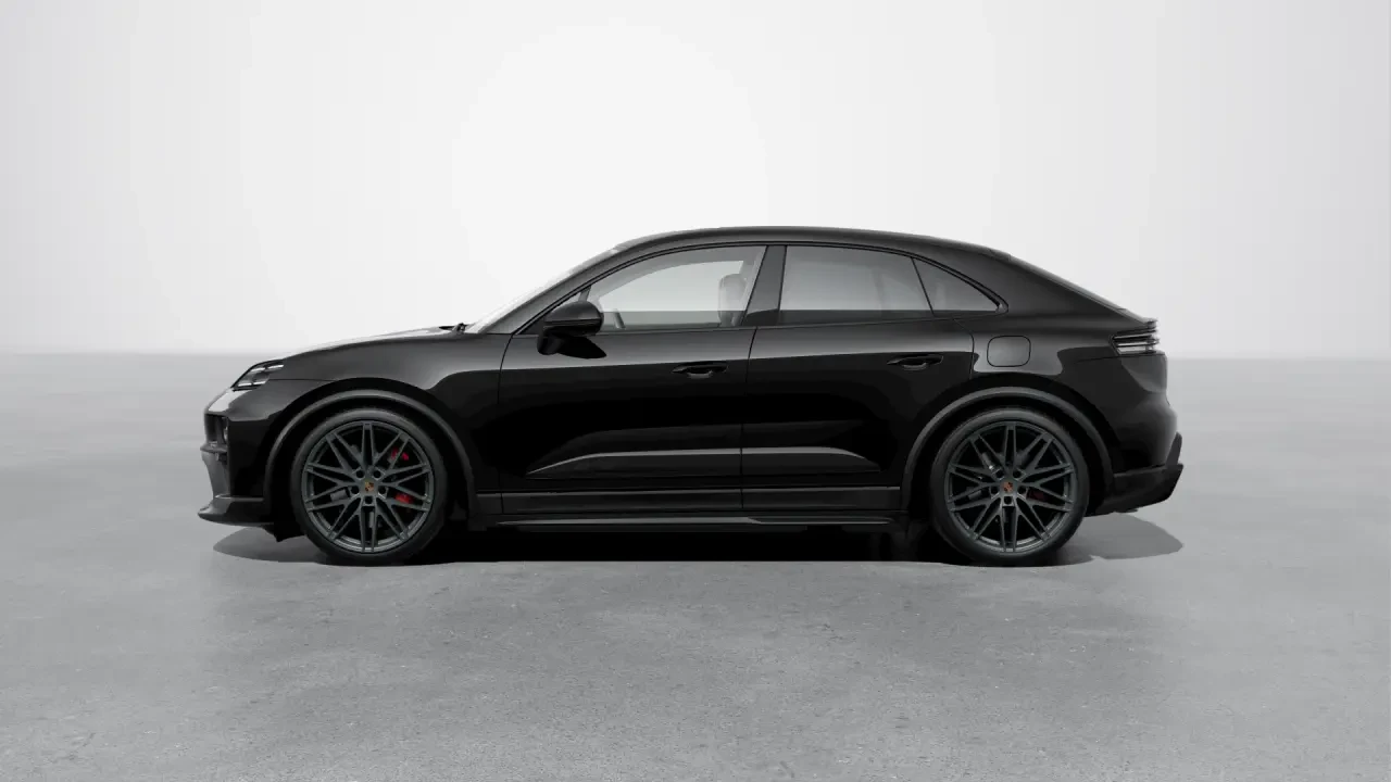2026 Porsche Macan Electric - Image 16 of 30