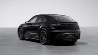 2026 Porsche Macan Electric - Image 17 of 30