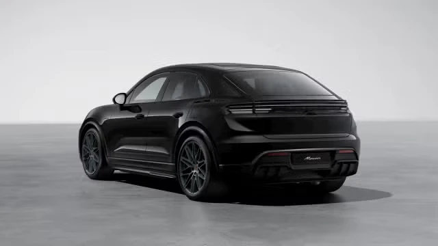 2026 Porsche Macan Electric - Image 18 of 30