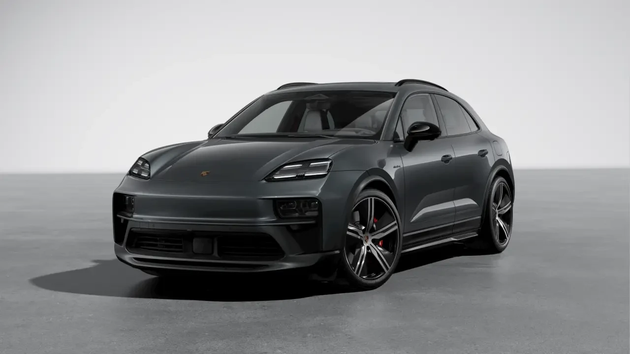 2026 Porsche Macan Electric - Image 8 of 31