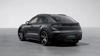 2026 Porsche Macan Electric - Image 17 of 31