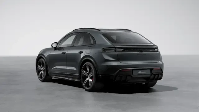 2026 Porsche Macan Electric - Image 22 of 31