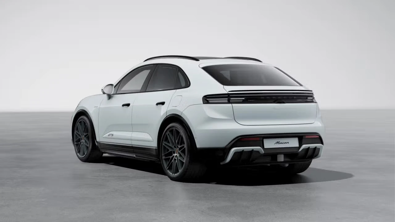 2026 Porsche Macan Electric - Image 20 of 30