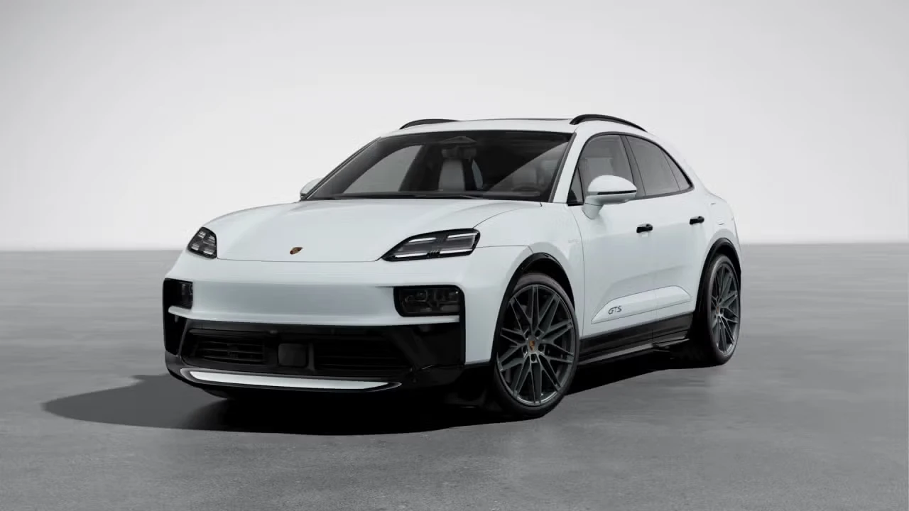 2026 Porsche Macan Electric - Image 4 of 30