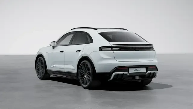 2026 Porsche Macan Electric - Image 22 of 30