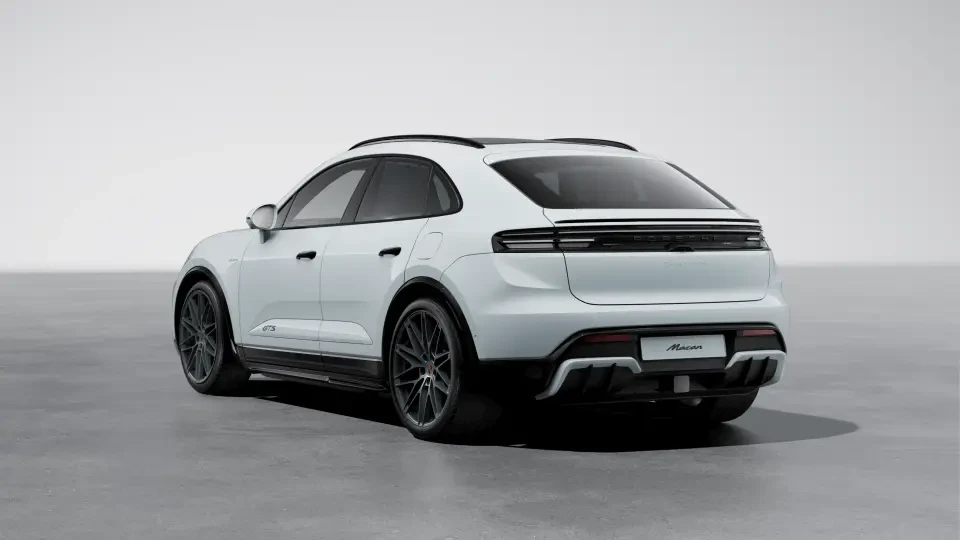 2026 Porsche Macan Electric - Image 23 of 30