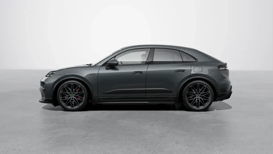 2026 Porsche Macan Electric - Image 15 of 30