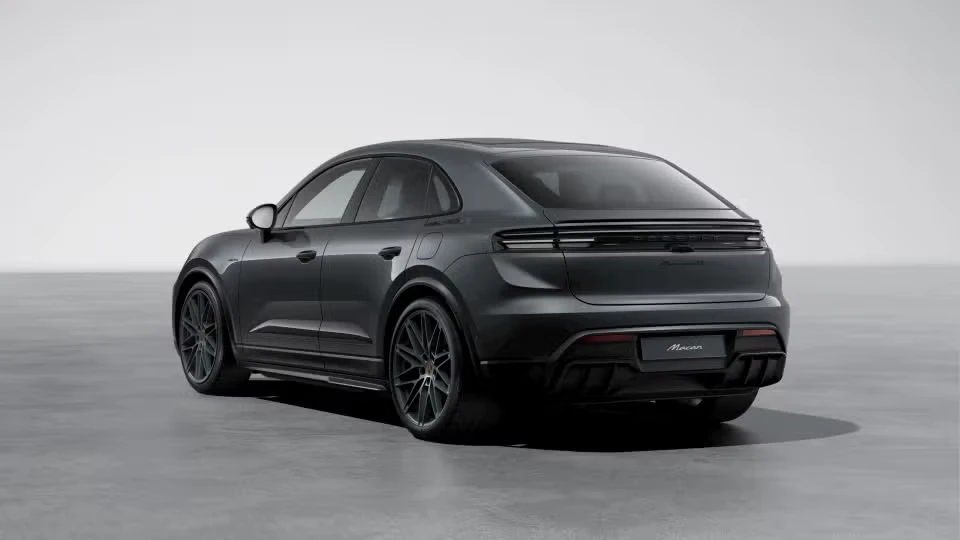 2026 Porsche Macan Electric - Image 19 of 30