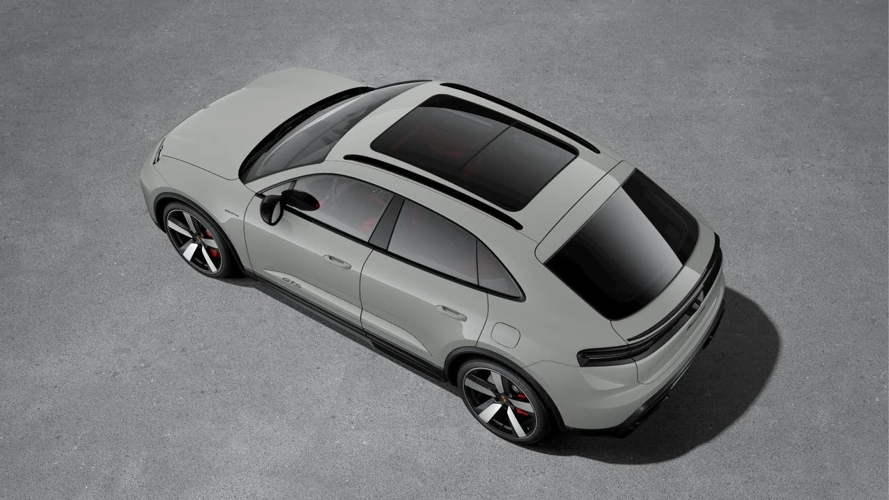 2026 Porsche Macan Electric - Image 4 of 10