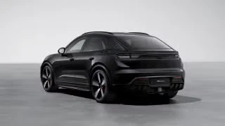 2026 Porsche Macan Electric - Image 17 of 31