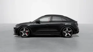 2026 Porsche Macan Electric - Image 13 of 31