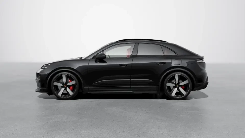 2026 Porsche Macan Electric - Image 15 of 31