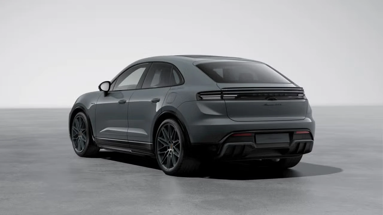 2026 Porsche Macan Electric - Image 20 of 31