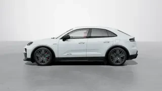 2026 Porsche Macan Electric - Image 13 of 31