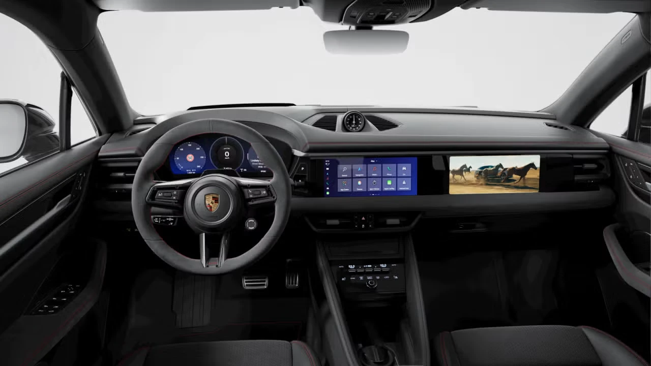 2026 Porsche Macan - Image 28 of 30