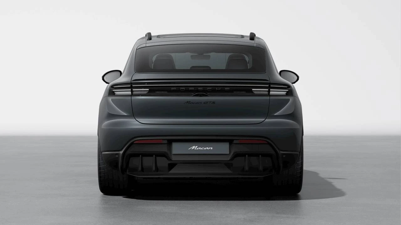 2026 Porsche Macan Electric - Image 7 of 10