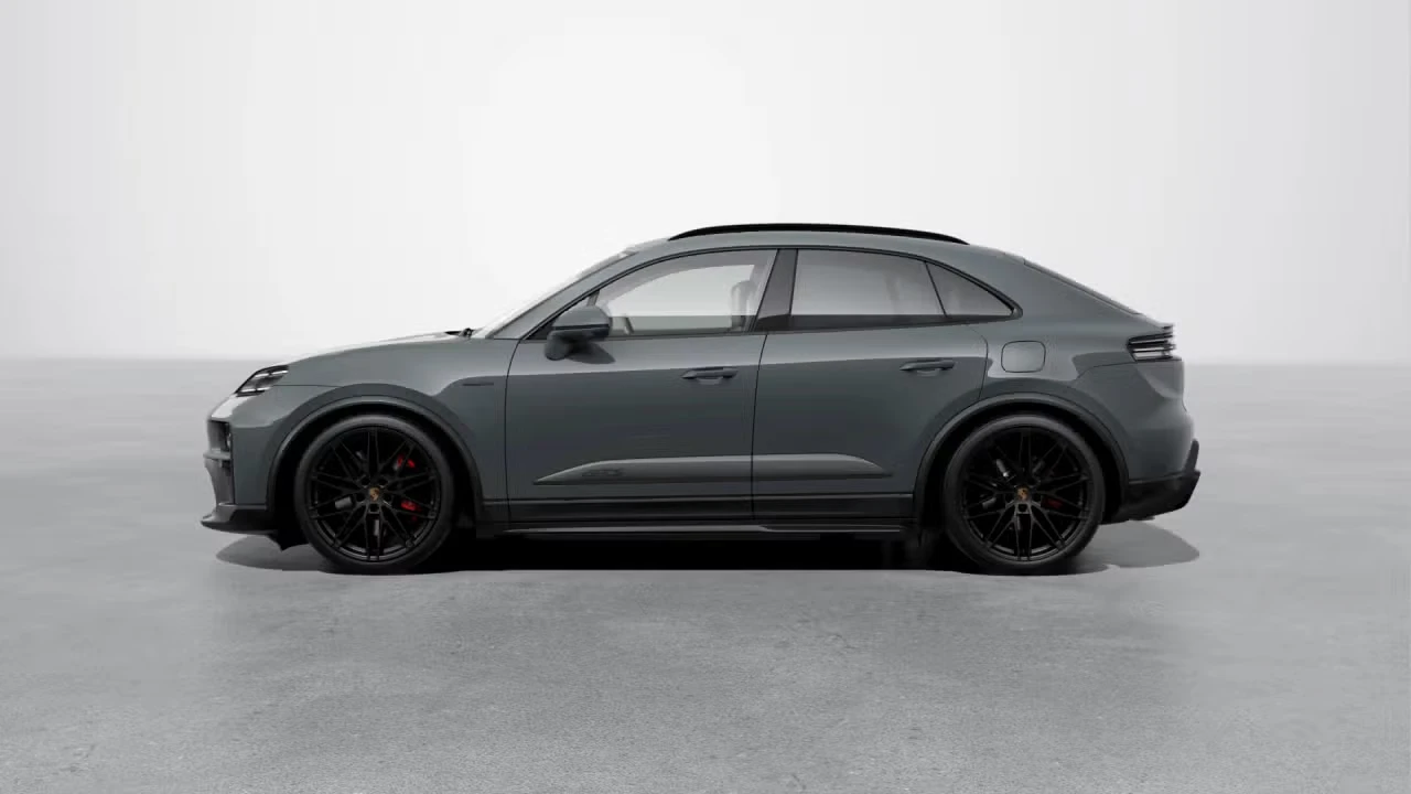 2026 Porsche Macan Electric - Image 12 of 31