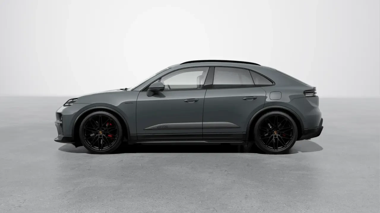 2026 Porsche Macan Electric - Image 16 of 31