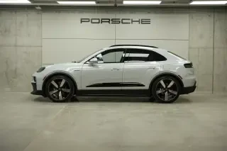 2026 Porsche Macan Electric - Image 13 of 31
