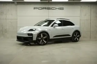 2026 Porsche Macan Electric - Image 5 of 31