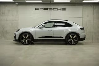 2026 Porsche Macan Electric - Image 9 of 31