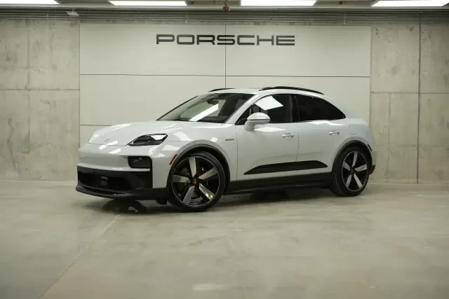 2026 Porsche Macan Electric - Image 6 of 31