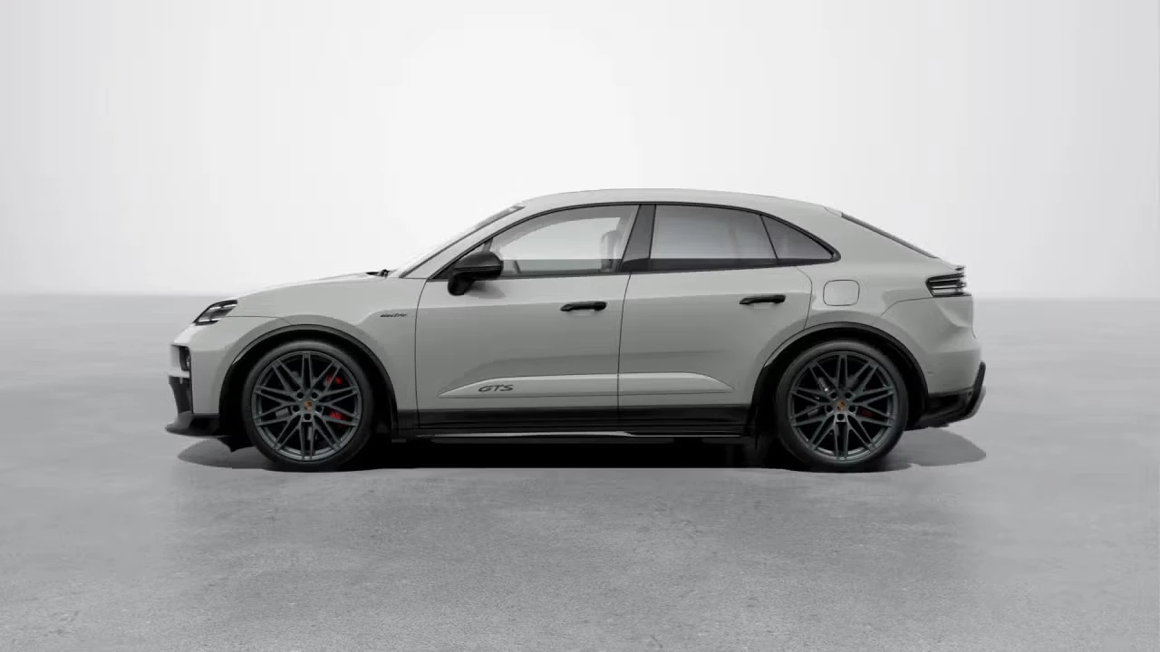 2026 Porsche Macan Electric - Image 12 of 31