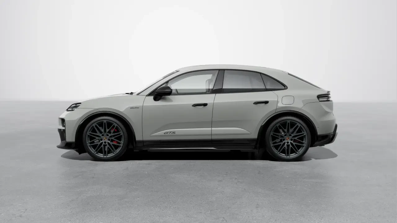 2026 Porsche Macan Electric - Image 16 of 31