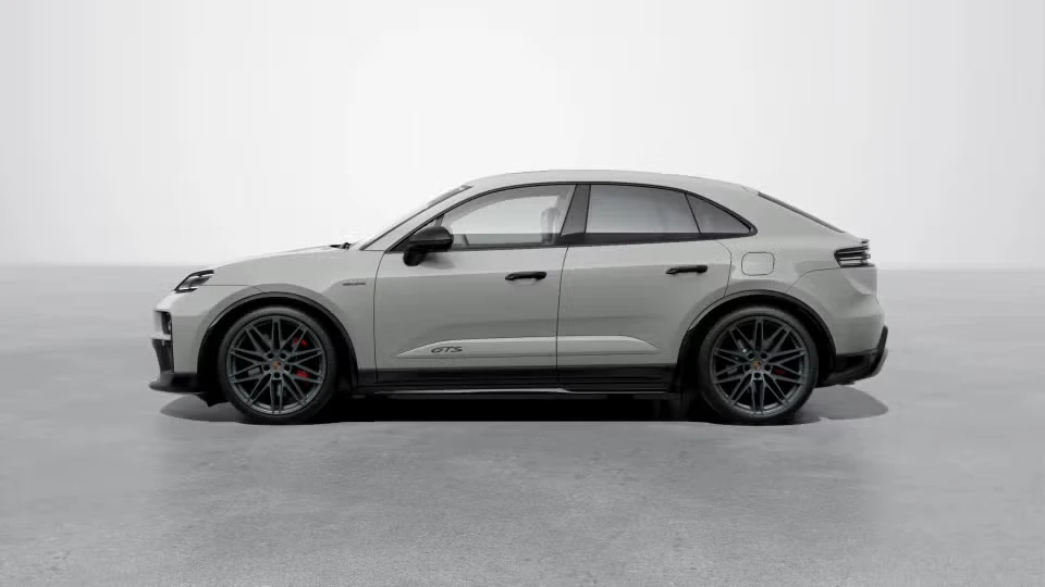 2026 Porsche Macan Electric - Image 11 of 31