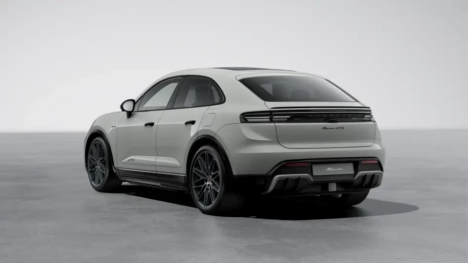 2026 Porsche Macan Electric - Image 23 of 31