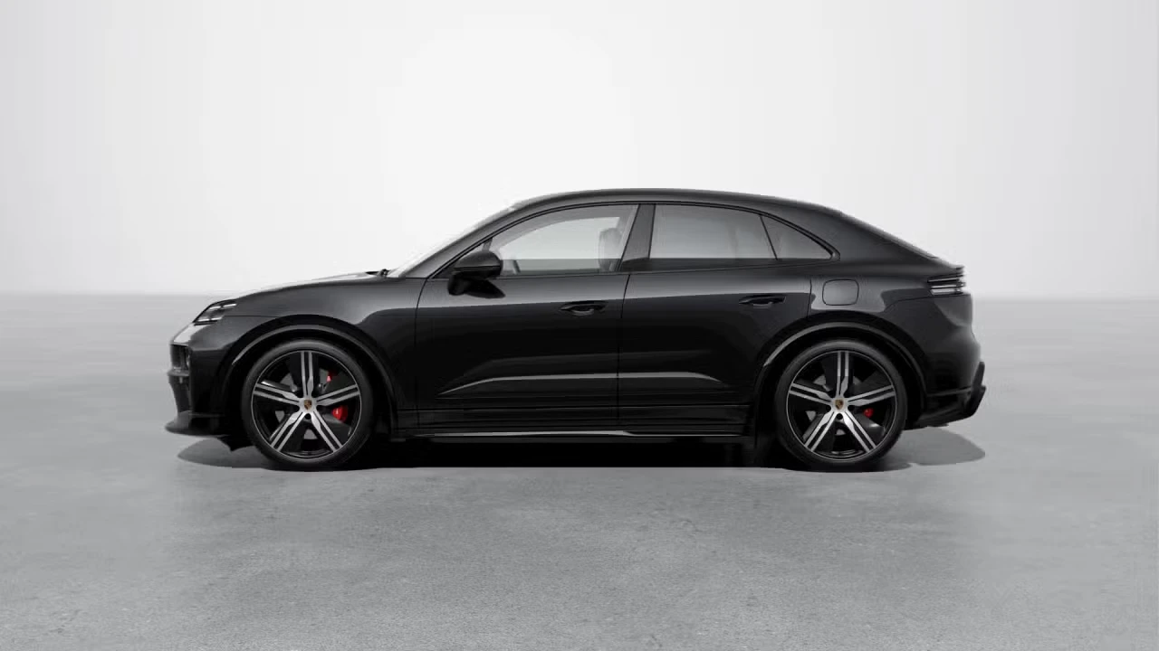 2026 Porsche Macan Electric - Image 12 of 30