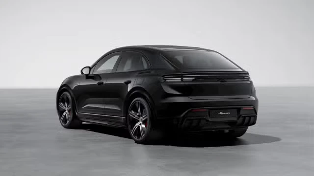 2026 Porsche Macan Electric - Image 18 of 30