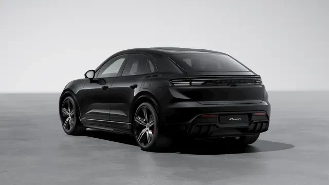 2026 Porsche Macan Electric - Image 22 of 30