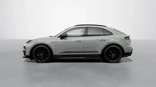 2026 Porsche Macan Electric - Image 13 of 30