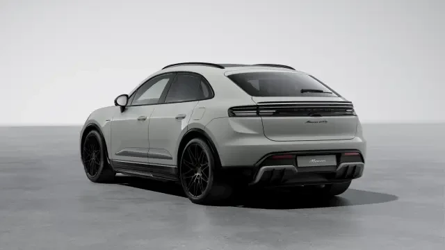 2026 Porsche Macan Electric - Image 22 of 30