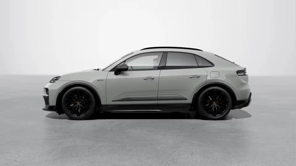 2026 Porsche Macan Electric - Image 11 of 30