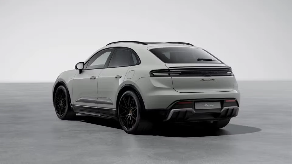 2026 Porsche Macan Electric - Image 19 of 30