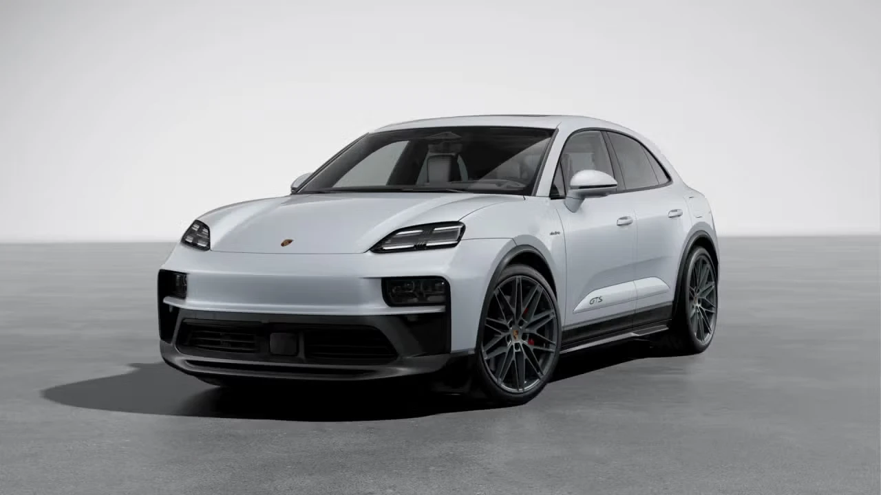 2026 Porsche Macan Electric - Image 4 of 31