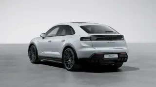2026 Porsche Macan Electric - Image 21 of 31